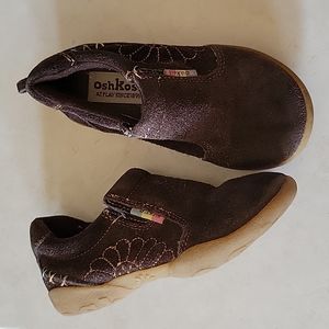 Vintage Kids OshKosh B'Gosh‎ brown leather slip on shoes flower embroidered 7